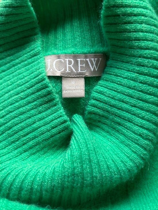 J CREW Ribbed Mock Neck Sweater Supersoft Yarn Sz M - Picture 4 of 5